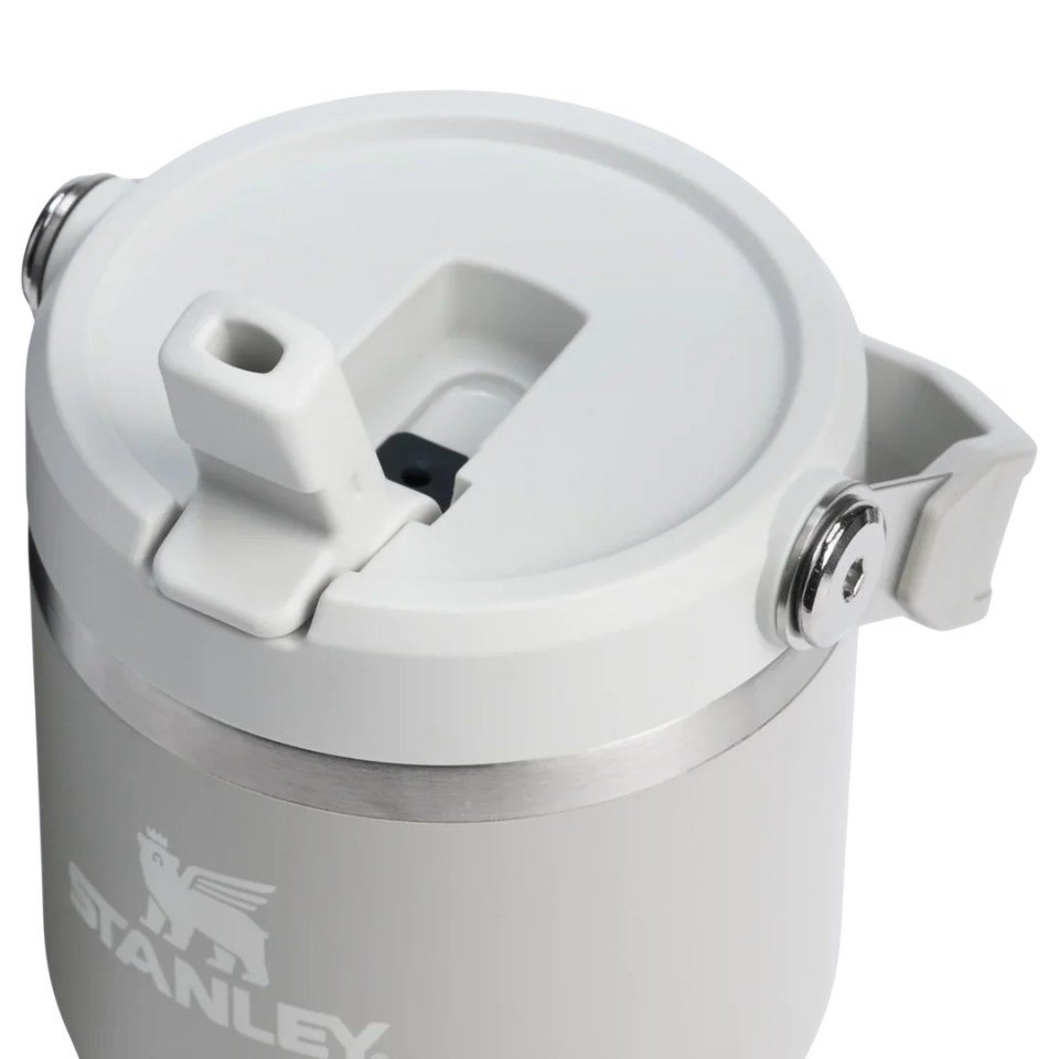 IceFlow™ Flip Straw Tumbler Pipetli Termos | 0.60 L | Gri